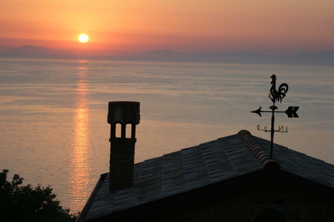 Bellezza In Cilento Panoramic Apts 卡斯特拉巴特 外观 照片
